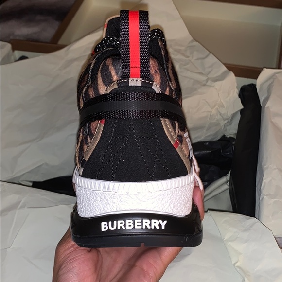 COPY - Men’s size UK 41 brand new in box with tags - Picture 7 of 11